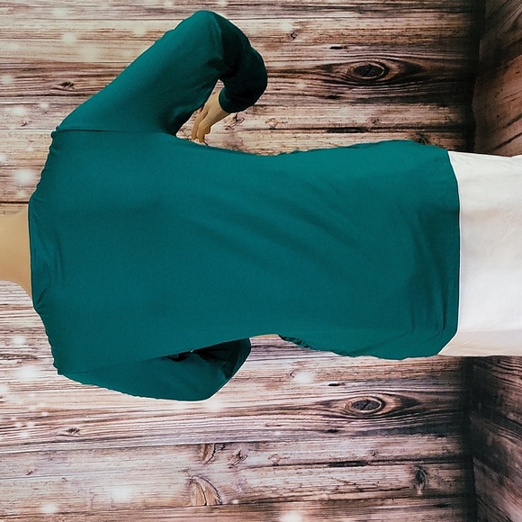 NWOT Ann Taylor Women's Long Sleeve V-Neck Cross Front Blouse Size M - Picture 7 of 9